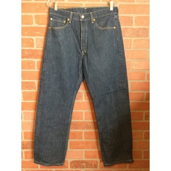 Levi's 501 Men's Straight Fit Denim Jeans Classic Five Pocket Button Fly 33x30 - Picture 1 of 11